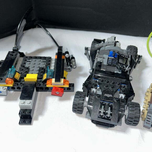 BATMAN: SCARECROW HARVEST OF FEAR | 76054  vehicles -various parts- RETIRED - Picture 3 of 6